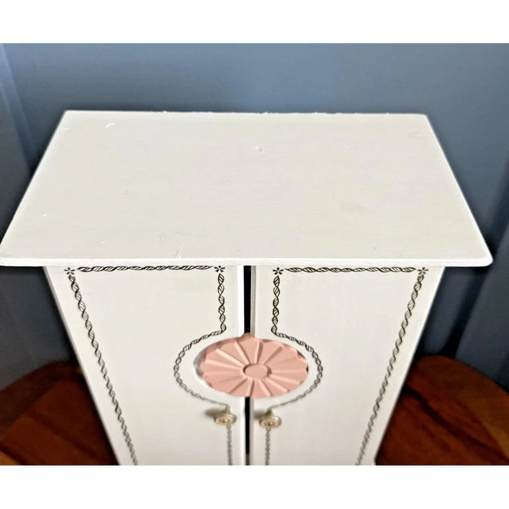White Musical Jewelry Box with Pink Velvet Lining Mirror‎ Hooks Wood Velvet